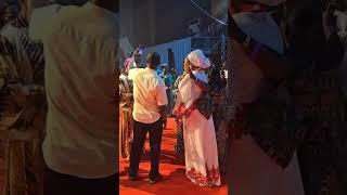 OONI OF IFE DANCES ON STAGE TO TOPE ALABI'S SONG IN ILE-IFE #ooniofife  #viral