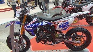 Rieju MRT 50 Pro Supermotard (2020) Exterior and Interior