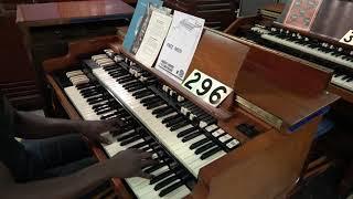 # 296 B3 Hammond with Leslie at Keyboard Exchange International