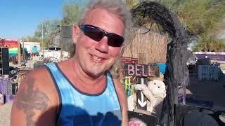 Meet AL from Canada visiting slab city for the first time (van tour)