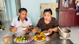 #261 Bữa Cơm Đơn Giản Má Heo Kho Trứng Ăn Kèm Cải Chua Dưa Leo Cà Pháo Mời Cả Nhà