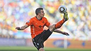 Van persie was absolutely out of this World !! Craziest skills ever