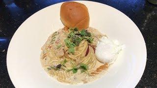 여자들이 좋아하는 크림파스타!!! / 강남 삼성역 맛집 - 직장인 줄서서 먹는곳 / egg cream pasta - korean street food