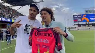 Juan Toscano con Guillermo Ochoa | Club América San Jose | Tour Águila